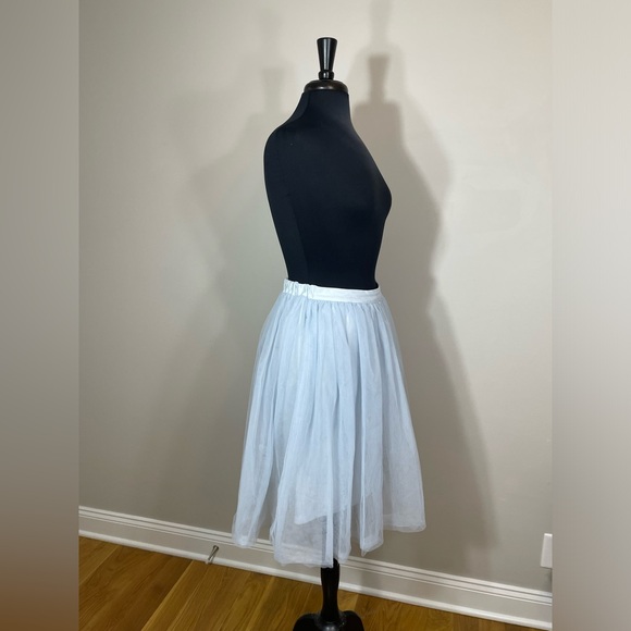 LC Lauren Conrad + Disney Cinderella Blue Tulle Skirt S Balletcore Disneybound - Picture 2 of 10